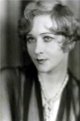 一个美国人在巴黎凯·扬森