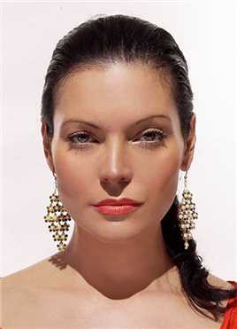 低入尘埃Receptionist