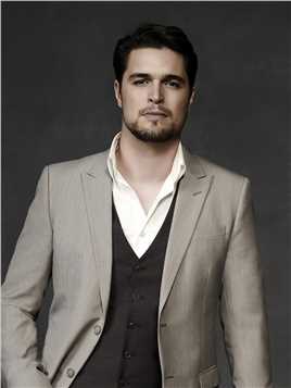 圣经故事第一季的扮演者是迪奥戈·莫加多