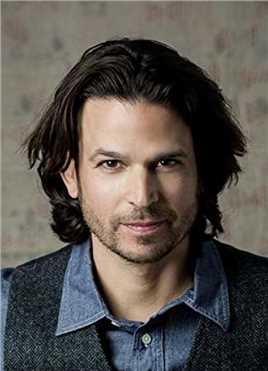 无须多言可悲的时髦侍者