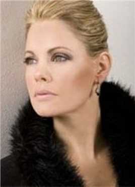 王牌大贱谍2性感护士