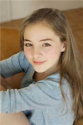 危机边缘第一季Ella