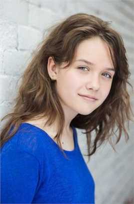 降临Hannah (12 yrs. old)