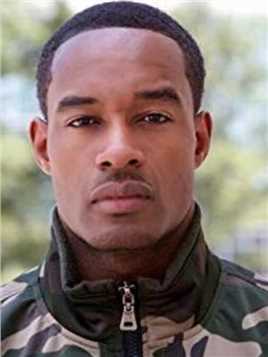 夺命三头鲨奥马尔