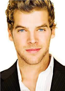 哈拉上路2：啤酒桌球赛的扮演者是Preston Jones