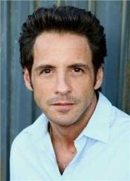 绿皮书Mikey Cerrone