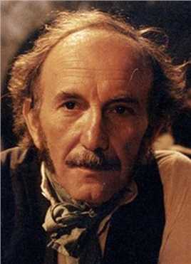 天堂电影院Village Idiot