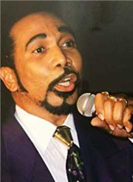 恐怖杀人医院的扮演者是Jeffrey Anderson-Gunter