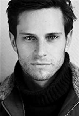 不明身份Hotel Adlon Bellhop