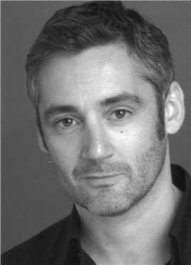 诺丁山Man at market (uncredited)