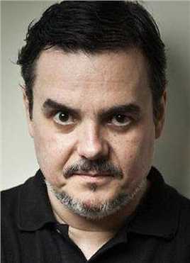 布鲁娜·瑟非斯丁Cássio Gabus Mendes