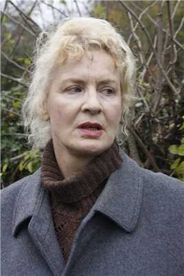 亲密的陌生人莫涅医生的秘书