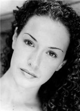 27套礼服Salesgirl Olga