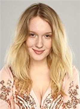 爱情税的扮演者是Marta Bryla