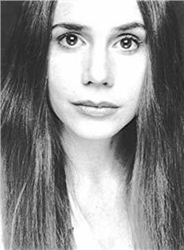 冰上的比基尼女孩Helene Rousse