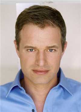 麻烦中的女人Jay