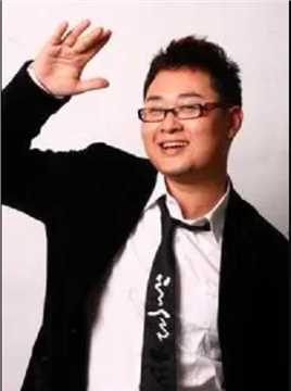 脱泳而出朱淼淼爸爸