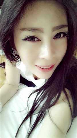 美丽世界的孤儿琴美