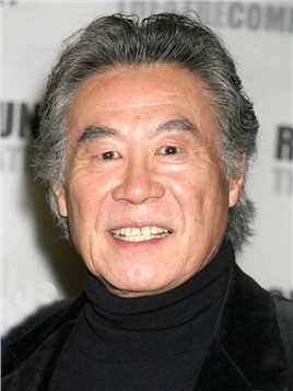 忍者神龟3的扮演者是夏野萨博