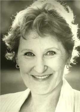 叛逆性骚扰Judge Barbara Murphy