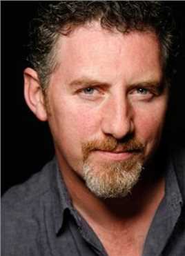 天使的孩子年轻的帕迪·克洛西