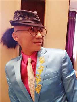 倾世锦鳞谷雨来老海医