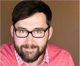 半血缘兄弟的扮演者是海耶斯·哈格洛夫