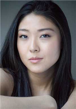 猎鹰与冬兵利娅