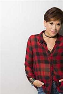 身在高地邻居女士/波列罗歌手