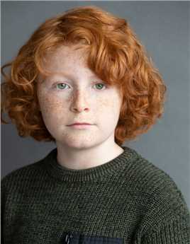 吉尔莫·德尔·托罗的奇..Young Walter Gilman