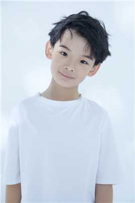 海的尽头是草原蒙语小黄宝哥