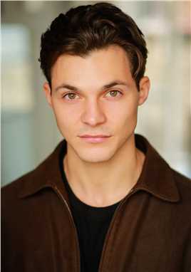 福尔摩斯小姐2William Lyon