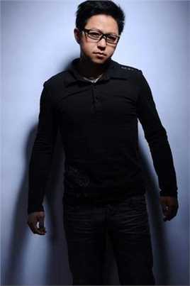 凡人的品格杨刚