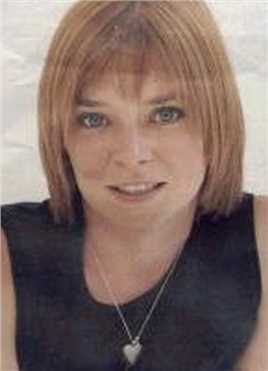 等爱的女人Pretty Local Girl