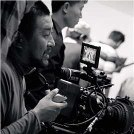 我是女特警张震