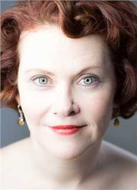 让爱自由戴安娜·弗洛斯