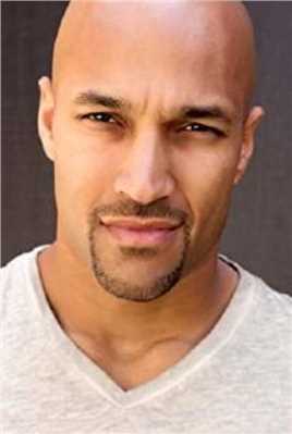 无敌浩克Cop#2 (uncredited)