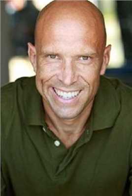 沼泽狂鲨Boat Captain；船长