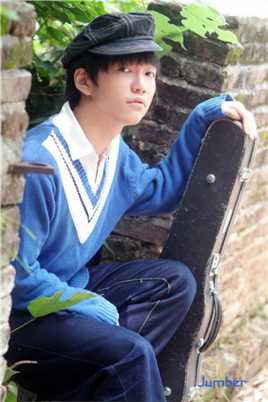 玫瑰绽放的年代小周