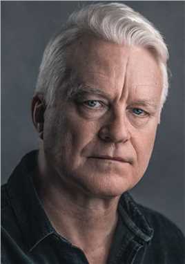 龙之家族瑞肯·史塔克