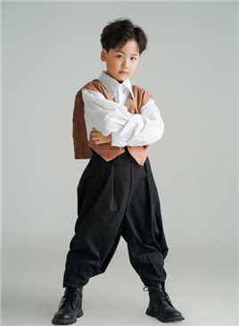 龙一，你要怎样张鸣帅