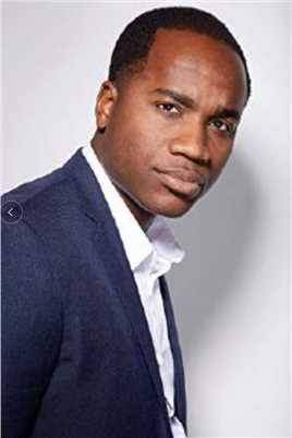 燃烧的巴黎圣母院M.d. (voice)