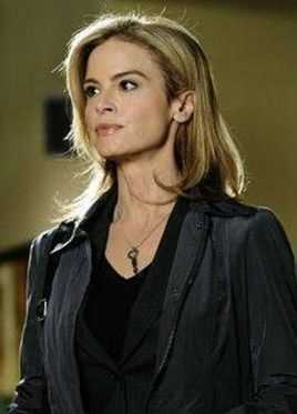 贝茜·拉塞尔基本信息