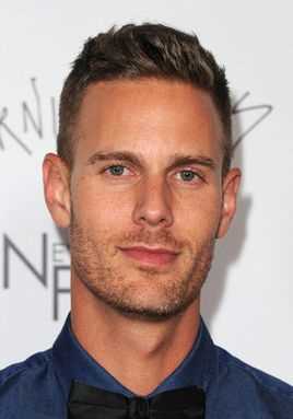 童军手册之僵尸启示录克里斯托弗·兰登