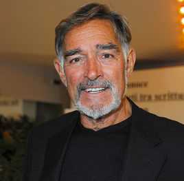 无果之路第一季内斯特·杜兰