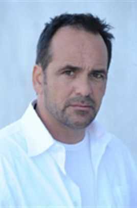 赎罪Reverend Mark Shaw