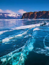 冰封的贝加尔湖