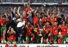 1991年世青赛夺冠（后排右五）