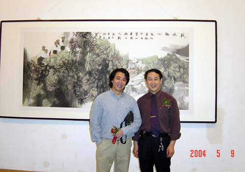 李勇 山东省美术馆画家(左)