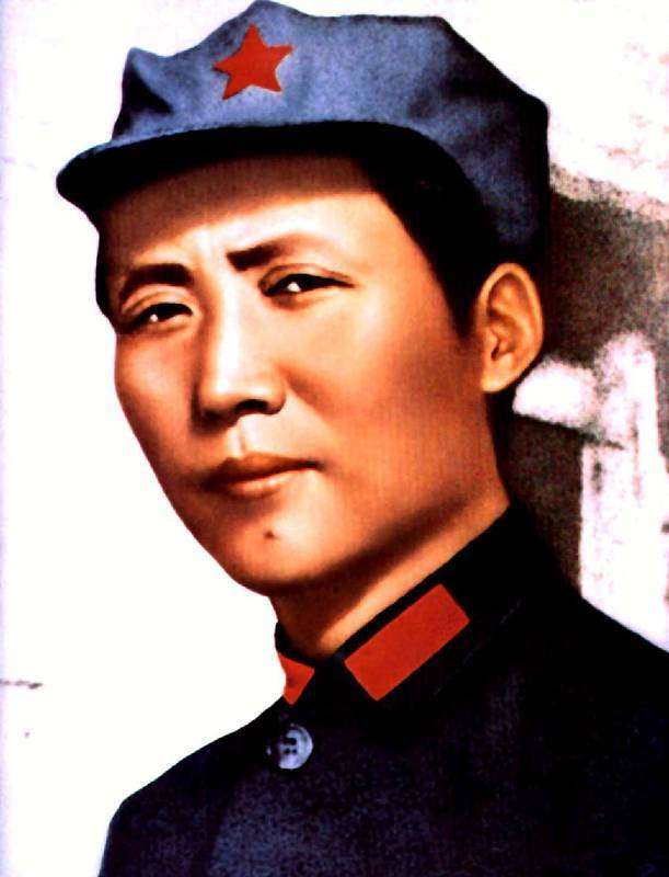 1935年毛泽东率红军北上